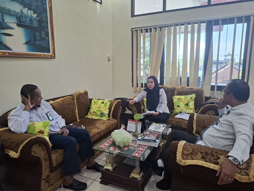 rapat terbatas1